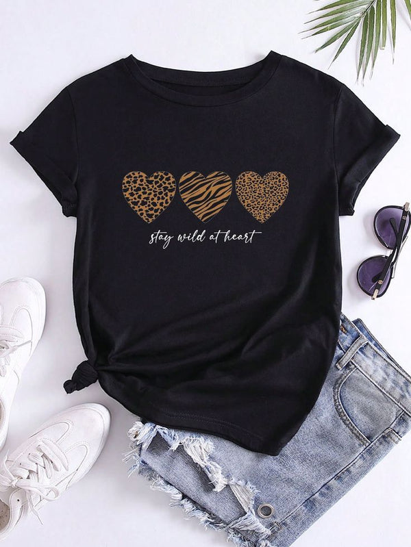 Camiseta mujer corazones leopardo