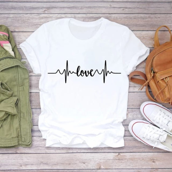 Camiseta Básica Latidos Love
