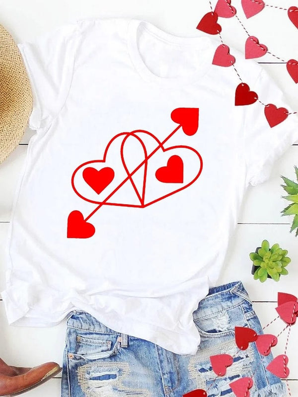 Camiseta Básica Corazones Flecha