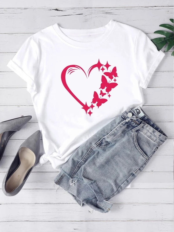 Camiseta Básica Corazón Mariposas